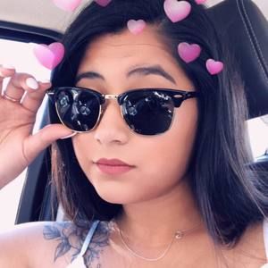 Meet your Posher, Ashley